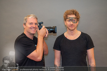 DAC Kalendershooting - Hotel Kaiserhof, Wien - Di 19.11.2024 - Lucas FENDRICH, Manfred BAUMANN40