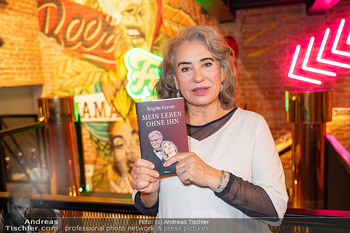 Buchpräsentation Brigitte Karner - Huth Mama Kraft, Wien - Di 19.11.2024 - Brigitte KARNER6