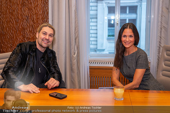 Interview David Garrett - The Ritz Carlton, Wien - Fr 29.11.2024 - David GARRETT, Romina COLERUS13