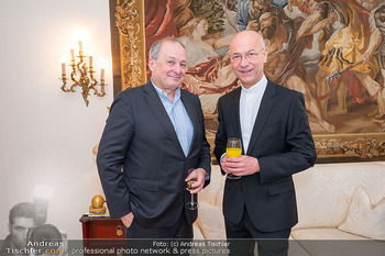 Zuckerbäckerball Stargast Präsentation - Privatwohnung, Wien - Do 05.12.2024 - Franz PATEY, Anton Toni FABER11