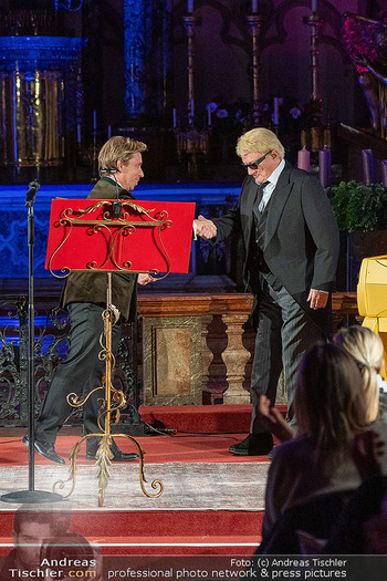 Heino Konzert Frieden auf Ewigkeit - Minoritenkirche, Wien - Sa 14.12.2024 - Helmut WERNER, HEINO38