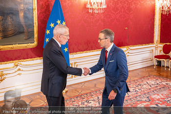 Klickl bei Van der Bellen - Hofburg, Wien - Mo 06.01.2025 - Herbert KLICKL, Alexander VAN DER BELLEN Handschlag, Begrüßung27