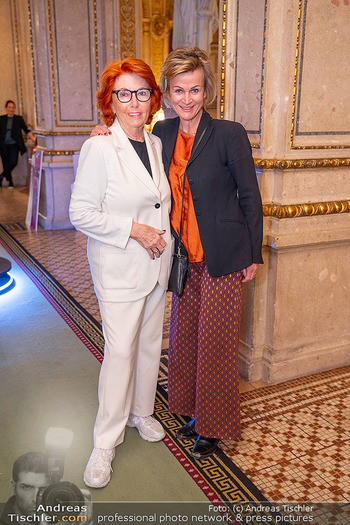 GW Cosmetics Launch-Event - Wiener Staatsoper - Di 18.02.2025 - Inge KLINGOHR, Birgit MONDL218