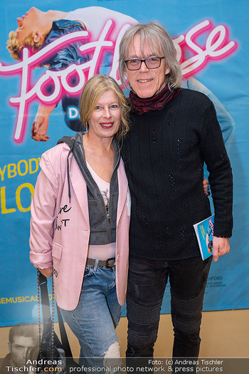 Premiere ´Footloose´ - Stadthalle, Wien - Do 20.02.2025 - Christian DEIX mit Ehefrau Beatrix30