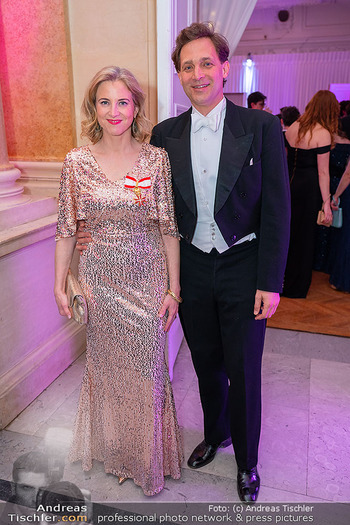 Juristenball 2025 - Hofburg, Wien - Sa 01.03.2025 - Beate MEINL-REISINGER mit Ehemann Paul MEINL121