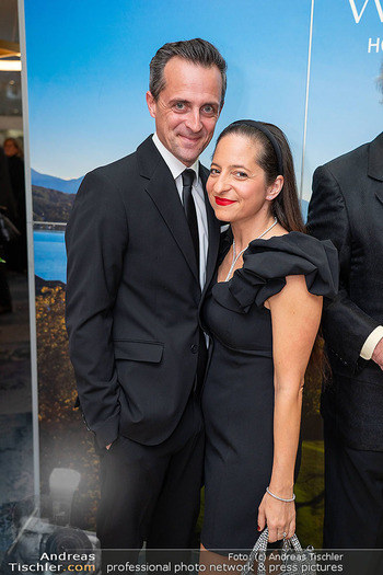 Werzers Saisonopening - Hotel Werzer´s, Pörtschach - Fr 28.03.2025 - Caroline ATHANASIADIS mit Ehemann Georg132