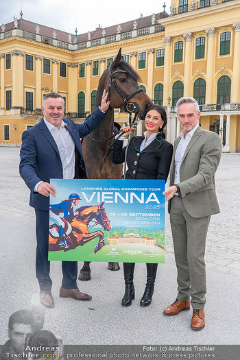 Fototermin Longines Champions Tour - Schloss Schönbrunn, Wien - Di 08.04.2025 - Sonja KLIMA, Klaus PANHOLZER, Gerd KOCH31