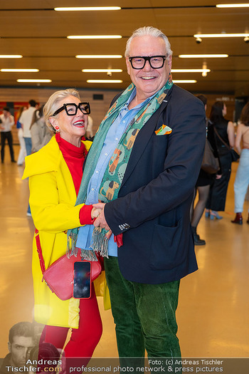 Premiere ´Rock of Ages´ - Stadthalle, Wien - Sa 19.04.2025 - Johann und Rosa GOLOB-FICHTINGER18