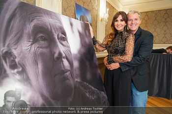 Ausstellungseröffnung ´Jane´ - Grand Hotel Wien - Di 22.04.2025 - Manfred und Nelly BAUMANN1