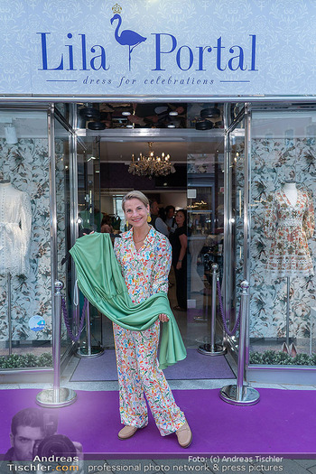 Promishopping - Lila Portal, Baden - Mi 23.04.2025 - Kristina SPRENGER22