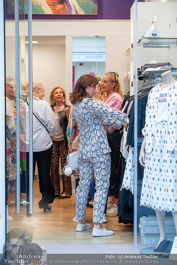 Promishopping - Lila Portal, Baden - Mi 23.04.2025 - 95