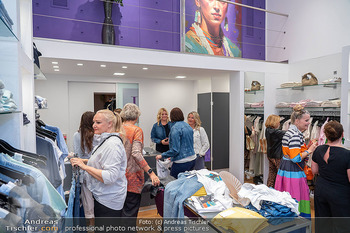 Promishopping - Lila Portal, Baden - Mi 23.04.2025 - 96