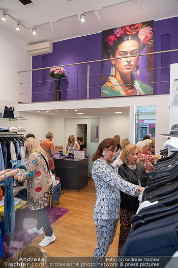 Promishopping - Lila Portal, Baden - Mi 23.04.2025 - 108