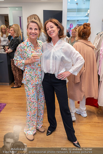 Promishopping - Lila Portal, Baden - Mi 23.04.2025 - Kristina SPRENGER, Julia CENCIG116