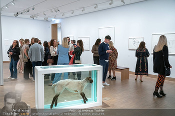 Damien Hirst Ausstellungseröffnung - Albertina Modern, Wien - Di 06.05.2025 - 25