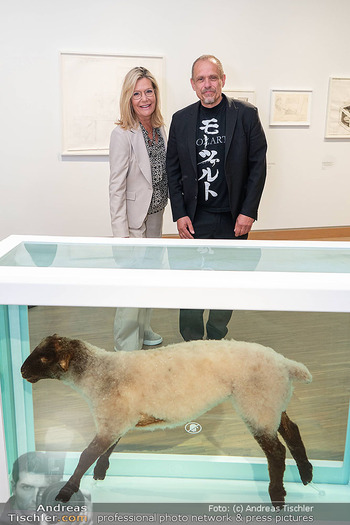 Damien Hirst Ausstellungseröffnung - Albertina Modern, Wien - Di 06.05.2025 - Gery KESZLER, Petra WRABETZ30