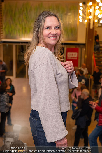 Kinopremiere ´Nebelkind´ - Gartenbaukino Wien - Mi 07.05.2025 - Susanne MICHEL (Portrait)4