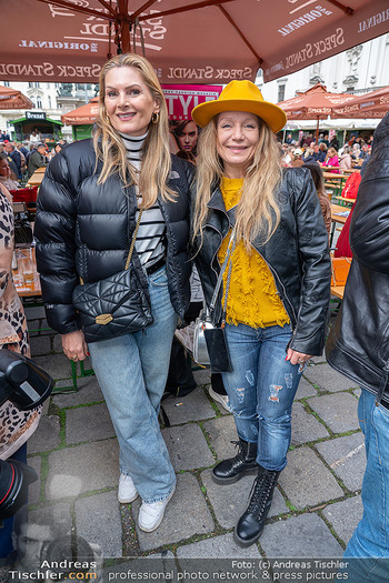 Bierfest - Am Hof, Wien - Do 08.05.2025 - Martina KAISER, Anita RITZL (NIDDL)41