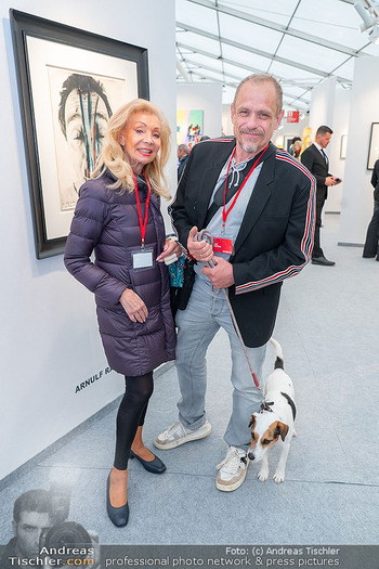 Art Austria Opening - MQ Ovalhalle, Wien - Do 08.05.2025 - Gery KESZLER, Elisabeth HIMMER-HIRNIGEL2