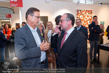 Art Austria Opening - MQ Ovalhalle, Wien - Do 08.05.2025 - Hans MAHR, Alexander SCHALLENBERG46