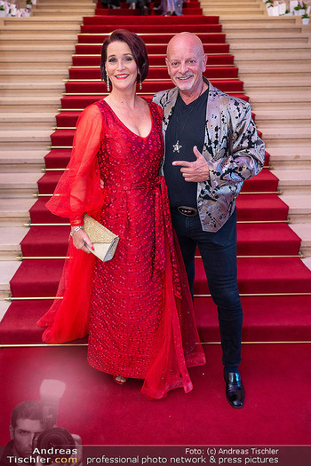 Dancer against Cancer Ball 2025 - Hofburg, Wien - Sa 10.05.2025 - Maya HAKVOORT, Gary LUX19