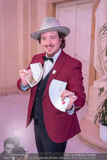 Dancer against Cancer Ball 2025 - Hofburg, Wien - Sa 10.05.2025 - Nikolaus FORTELLINI (Portrait)71