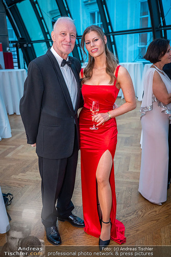 Dancer against Cancer Ball 2025 - Hofburg, Wien - Sa 10.05.2025 - Gary LUX, Stefanie RATH102