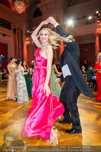 Dancer against Cancer Ball 2025 - Hofburg, Wien - Sa 10.05.2025 - Thomas WEINHAPPEL tanzt mit Beatrice TURIN252