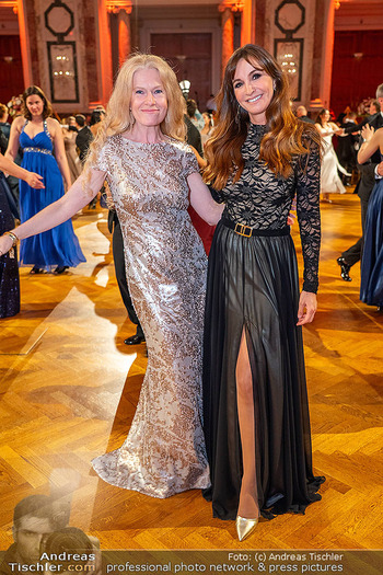 Dancer against Cancer Ball 2025 - Hofburg, Wien - Sa 10.05.2025 - Inge CECKA, Nelly BAUMANN254