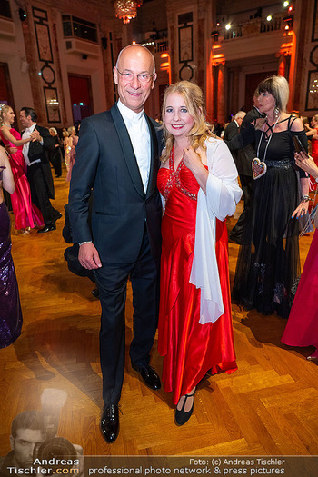Dancer against Cancer Ball 2025 - Hofburg, Wien - Sa 10.05.2025 - Anton Toni FABER, Iva SCHELL258