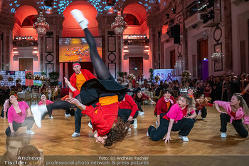 Dancer against Cancer Ball 2025 - Hofburg, Wien - Sa 10.05.2025 - Tanzen, Tanzeinlage, Tanzformation, Choreographie, Tanzgruppe405
