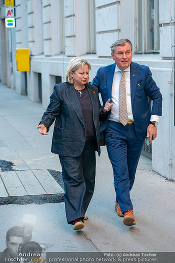 Eröffnung - Shiki Boutique, Wien - Di 13.05.2025 - Eva und Toni MÖRWALD47