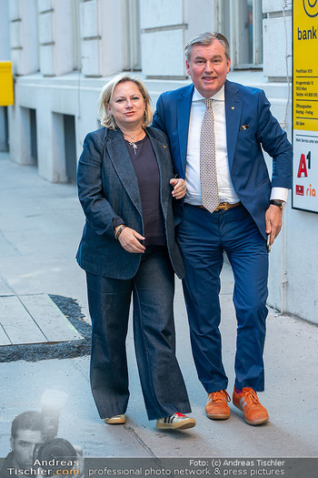 Eröffnung - Shiki Boutique, Wien - Di 13.05.2025 - Eva und Toni MÖRWALD48