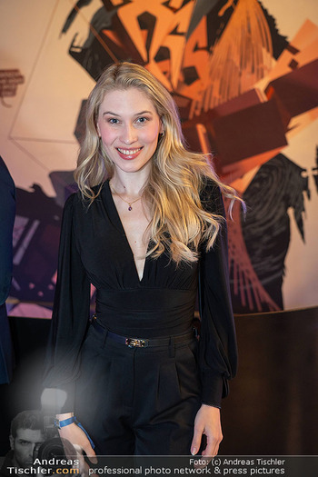 Cupra Opening - Cupra City Garage, Wien - Do 15.05.2025 - Larissa ROBITSCHKO (Portrait)20