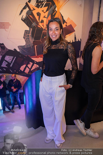 Cupra Opening - Cupra City Garage, Wien - Do 15.05.2025 - Andrea SCHLAGER (Portrait)40