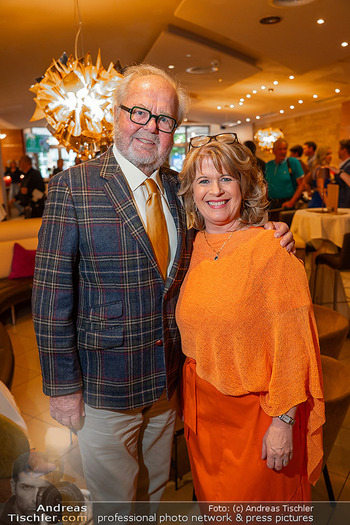 Promikochen - Vitalhotel Bad Radkersburg - Sa 17.05.2025 - Hans-Werner FRÖMMEL, Claudia WENDNER12