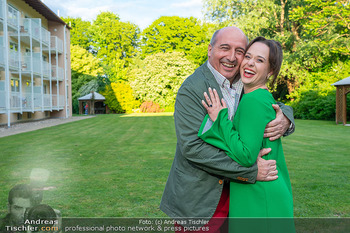 Promikochen - Vitalhotel Bad Radkersburg - Sa 17.05.2025 - Christoph FÄLBL mit Freundin Michelle HÄRLE126