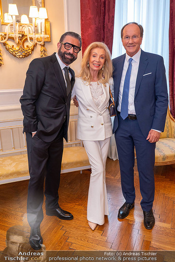 Giorgio Armani Empfang - Italienische Botschaft, Wien - Di 20.05.2025 - Ernst MINAR, Mauro MALOBERTI Elisabeth HIMMER-HIRNIGEL63