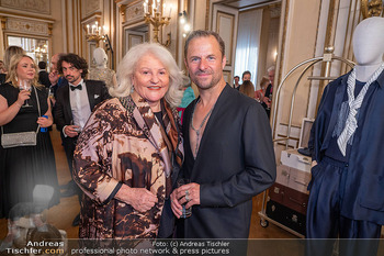Giorgio Armani Empfang - Italienische Botschaft, Wien - Di 20.05.2025 - Marika LICHTER, Philipp HOCHMAIR151