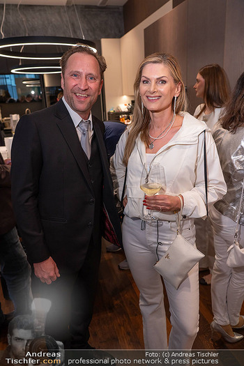 25-Jahresfeier - Leo Schulmeister Store - Do 22.05.2025 - Martina KAISER, Christian STRASSER21