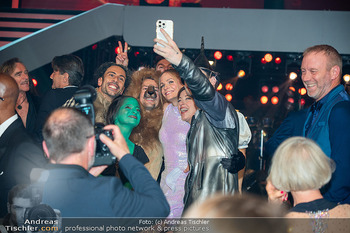 Dancing Stars Finale - ORF Zentrum, Wien - Fr 23.05.2025 - Danilo CAMPISI, Caroline ATHANASIADIS, Mirjam WEICHSELBRAUN, Sel2