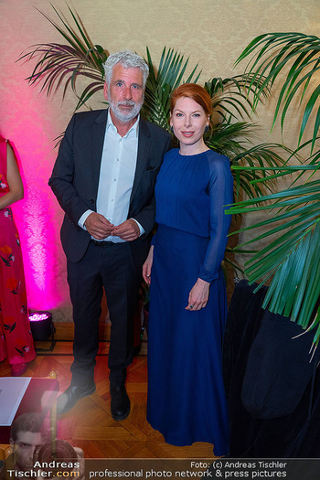Minerva Awards 2025 - Rathaus, Wien - So 25.05.2025 - Dirk STERMANN, Theresa VOGL85