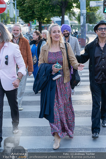 Kinopremire ´Happy´ - Urania Kino, Wien - Di 27.05.2025 - Lilian KLEBOW, Sandeep KUMAR12