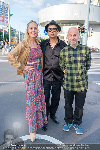 Kinopremire ´Happy´ - Urania Kino, Wien - Di 27.05.2025 - Sandeep KUMAR, Roland DÜRINGER, Lilian KLEBOW16