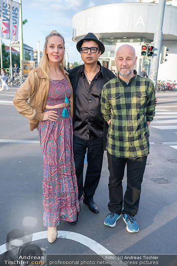 Kinopremire ´Happy´ - Urania Kino, Wien - Di 27.05.2025 - Sandeep KUMAR, Roland DÜRINGER, Lilian KLEBOW17