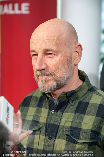Kinopremire ´Happy´ - Urania Kino, Wien - Di 27.05.2025 - Roland DÜRINGER (Porrtrait)37