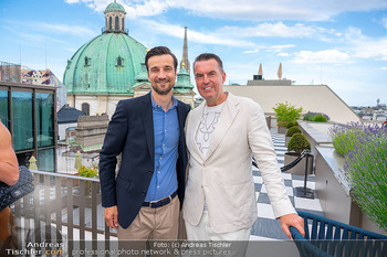 Sun AG Cocktail Empfang - Rosewood Hotel Rooftop Bar - Mo 02.06.2025 - Wolfgang GRABHER, Matthias TILLMANN12