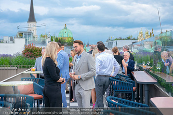Sun AG Cocktail Empfang - Rosewood Hotel Rooftop Bar - Mo 02.06.2025 - 25