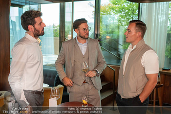 Sun AG Cocktail Empfang - Rosewood Hotel Rooftop Bar - Mo 02.06.2025 - 129