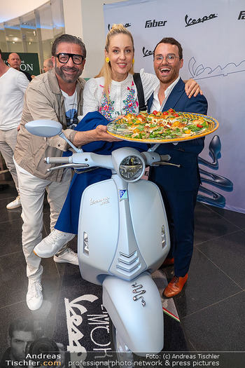 Vespa Snake Party - Faber Hall, Wien - Mo 02.06.2025 - Mauro MALOBERTI, Lilian KLEBOW, Luigi BARBARO31